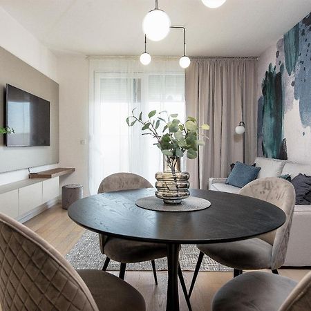 City Lux Apartment 2 - With Garage And Balcony Ζαντάρ Εξωτερικό φωτογραφία