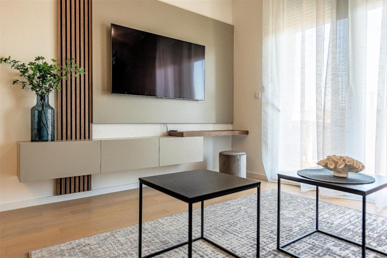 City Lux Apartment 2 - With Garage And Balcony Ζαντάρ Εξωτερικό φωτογραφία